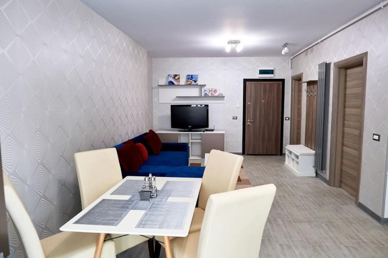 Năvodari Blue Apartment In Spa N Pool Beach Resort מראה חיצוני תמונה