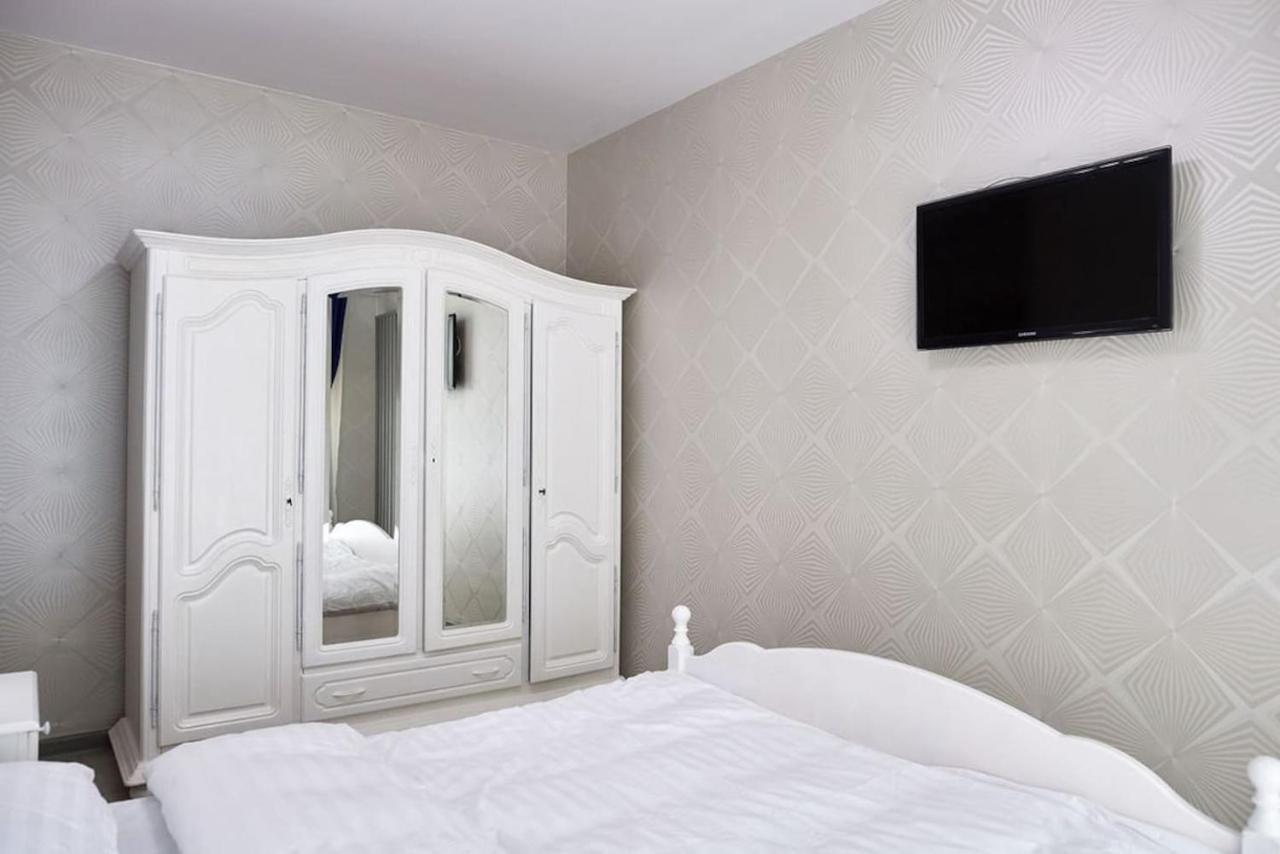 Năvodari Blue Apartment In Spa N Pool Beach Resort מראה חיצוני תמונה