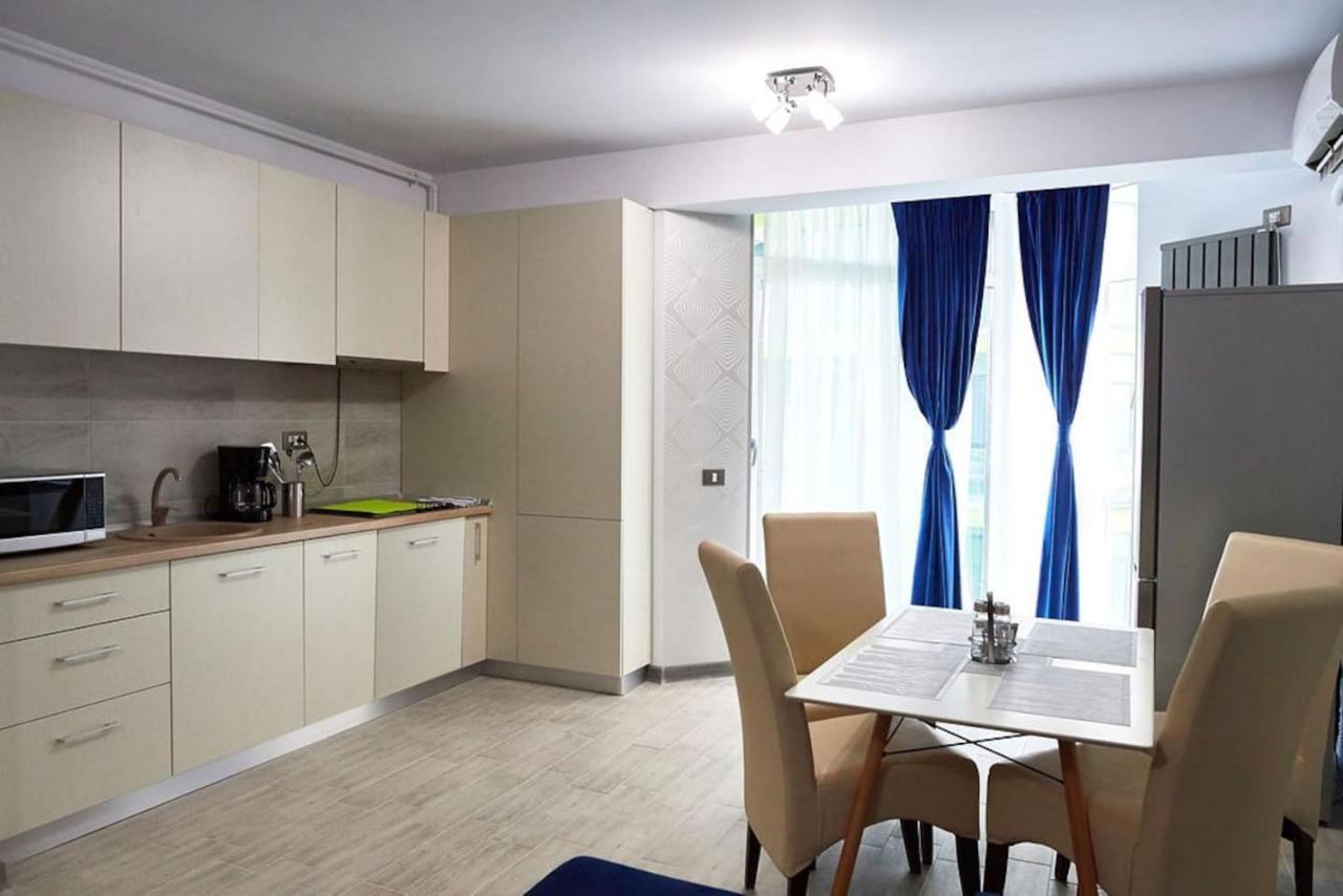 Năvodari Blue Apartment In Spa N Pool Beach Resort מראה חיצוני תמונה
