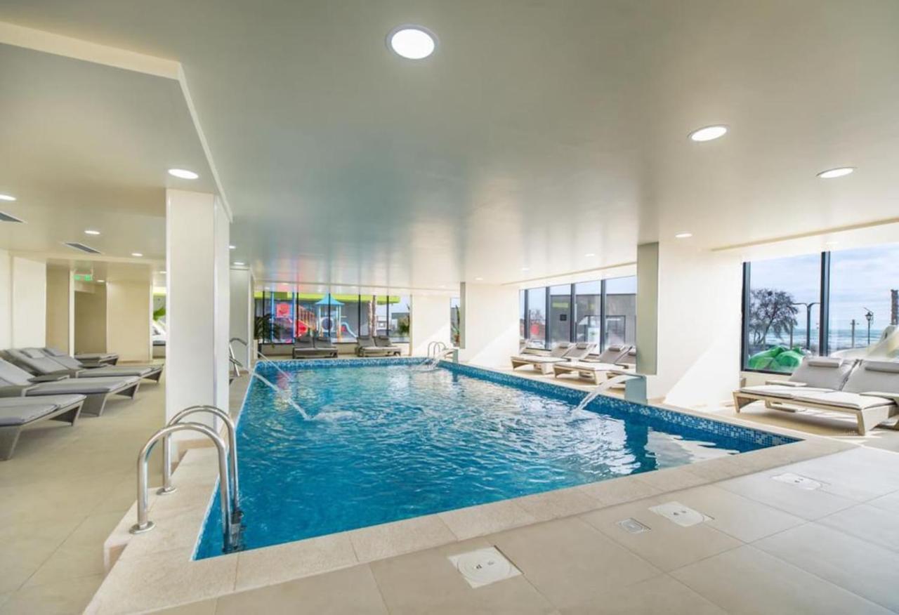 Năvodari Blue Apartment In Spa N Pool Beach Resort מראה חיצוני תמונה